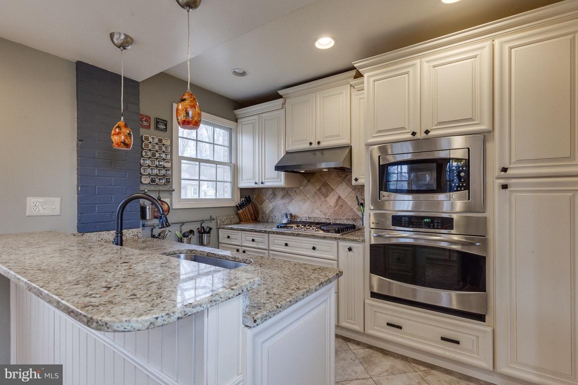 BETHESDA OUTSIDE - Residential