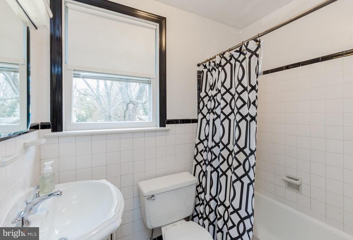 BETHESDA OUTSIDE - Residential