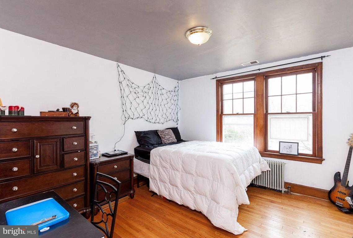 BETHESDA OUTSIDE - Residential