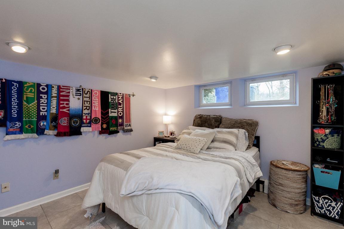 BETHESDA OUTSIDE - Residential