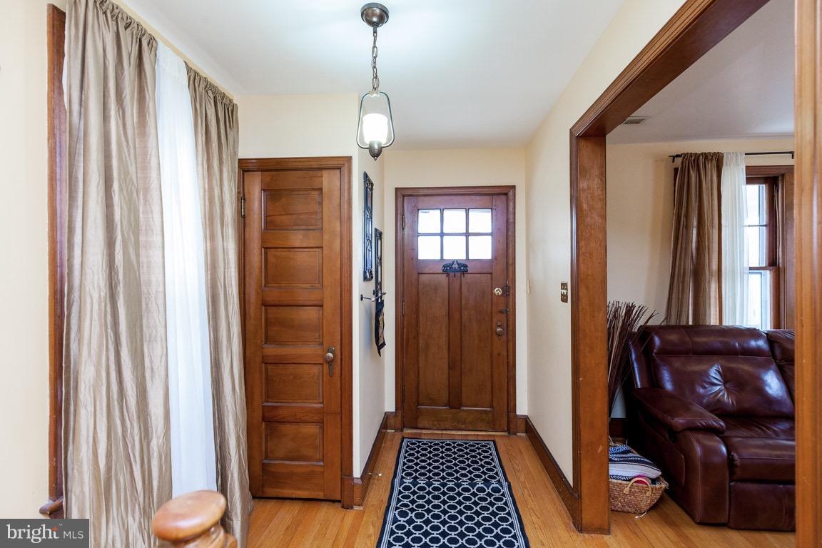 BETHESDA OUTSIDE - Residential