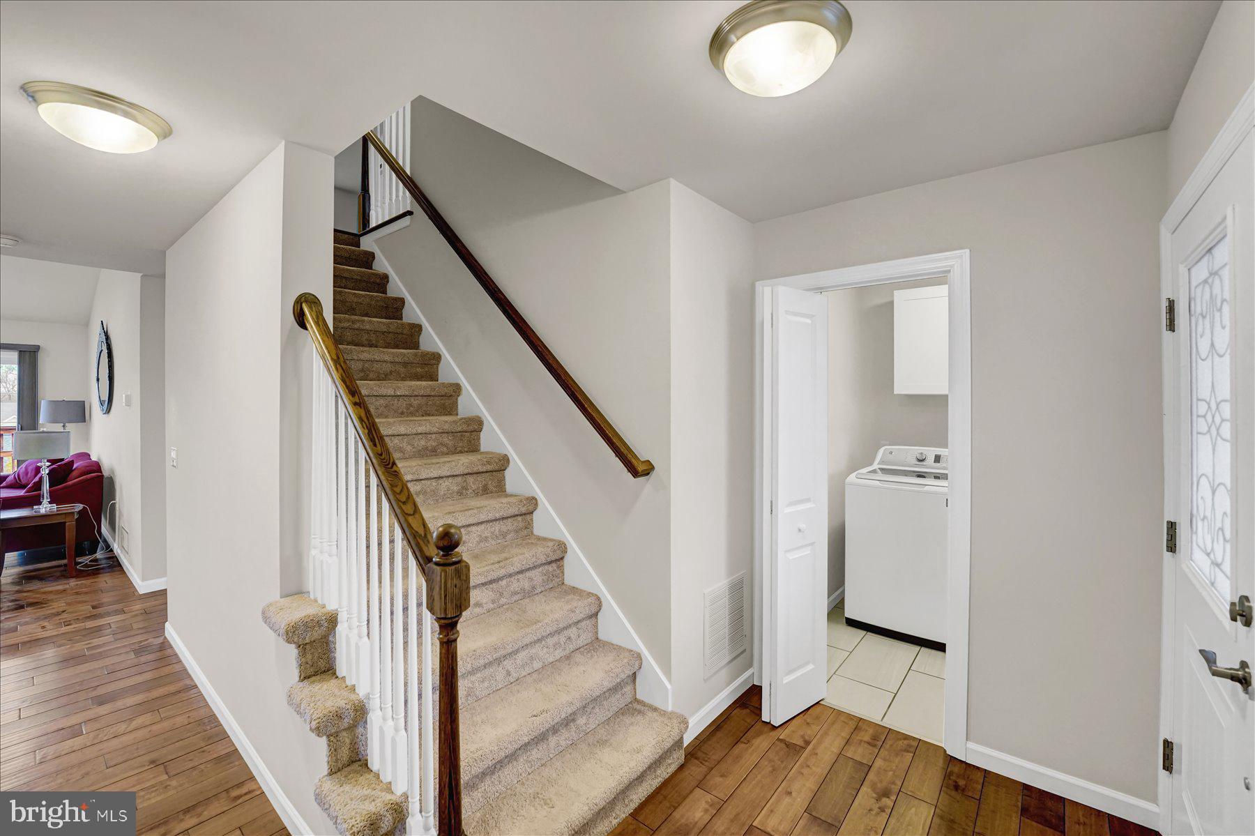 THE MEWS AT BURNHAM FARMS - Residential