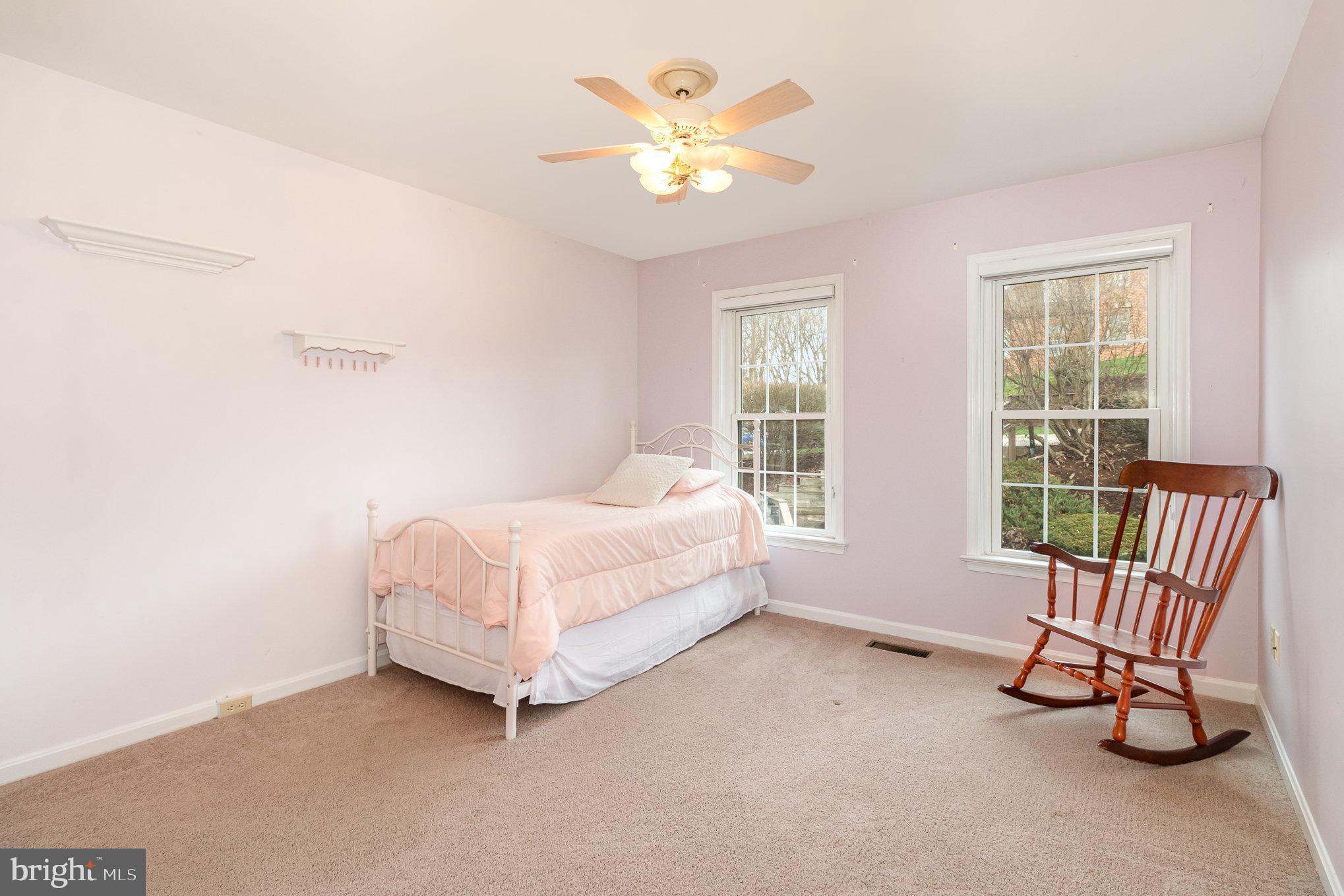 OAKMONT - Residential