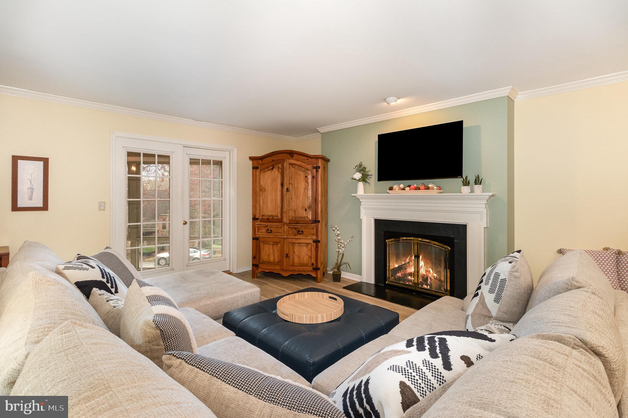 OAKMONT - Residential