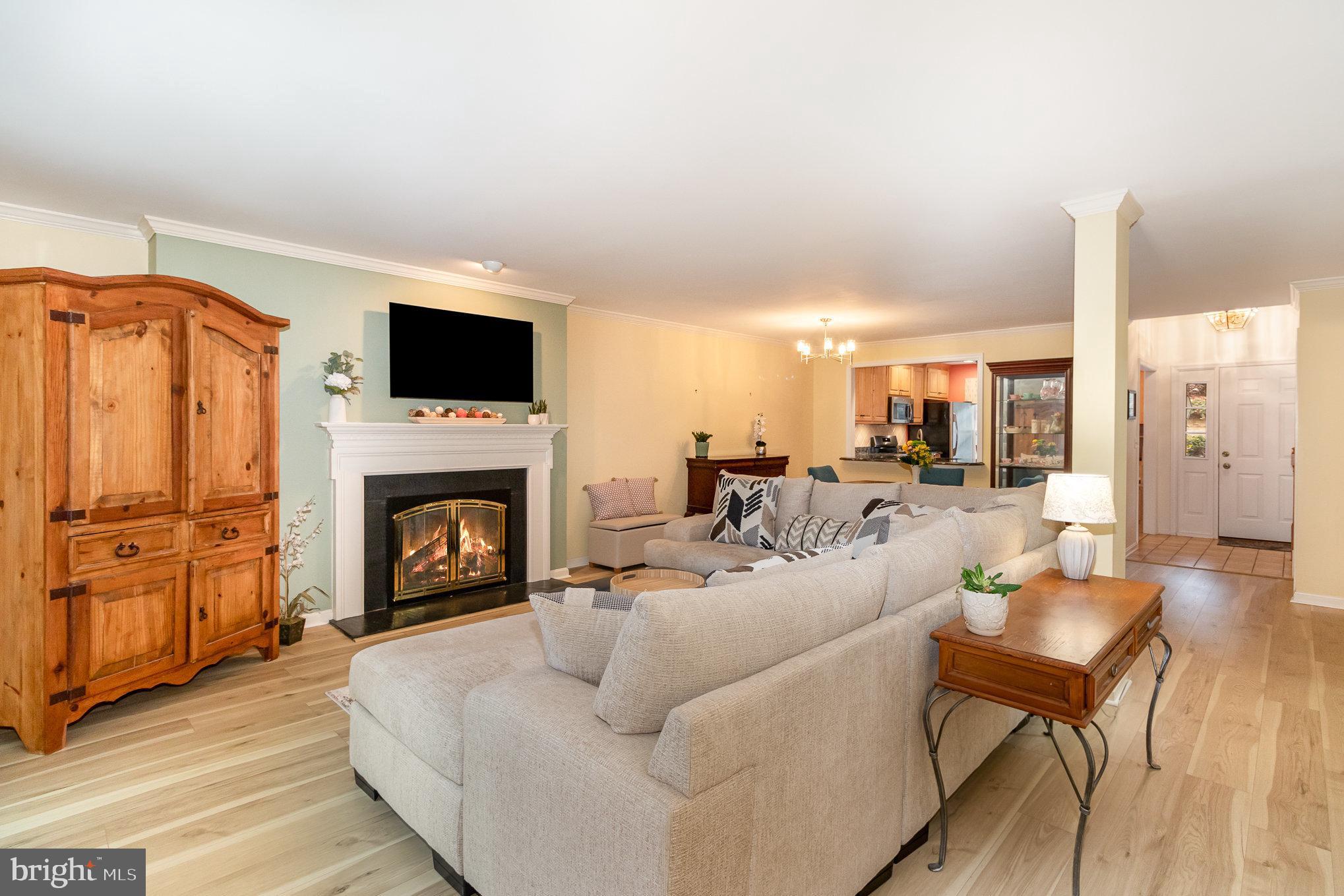 OAKMONT - Residential