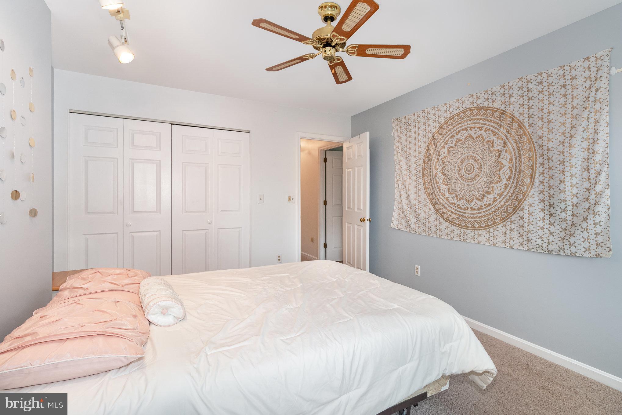 OAKMONT - Residential