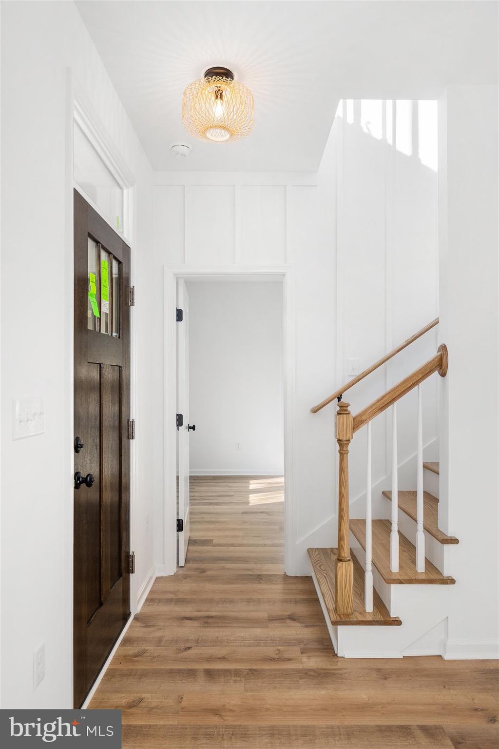 WALNUT HILL - Residential