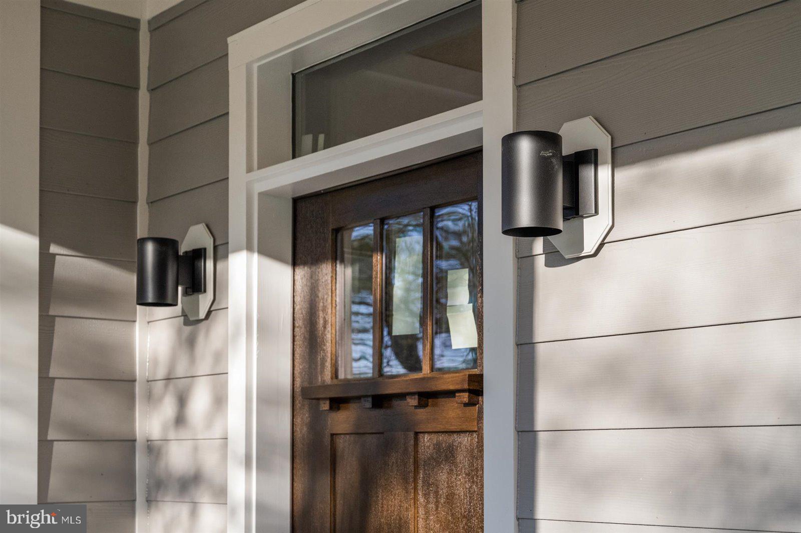 WALNUT HILL - Residential