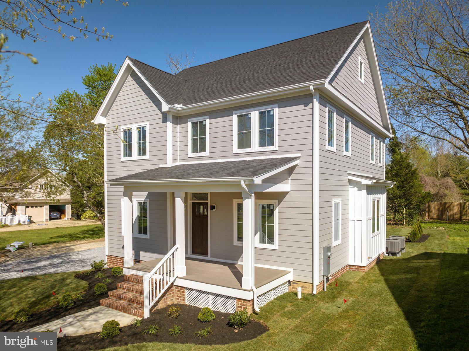 WALNUT HILL - Residential