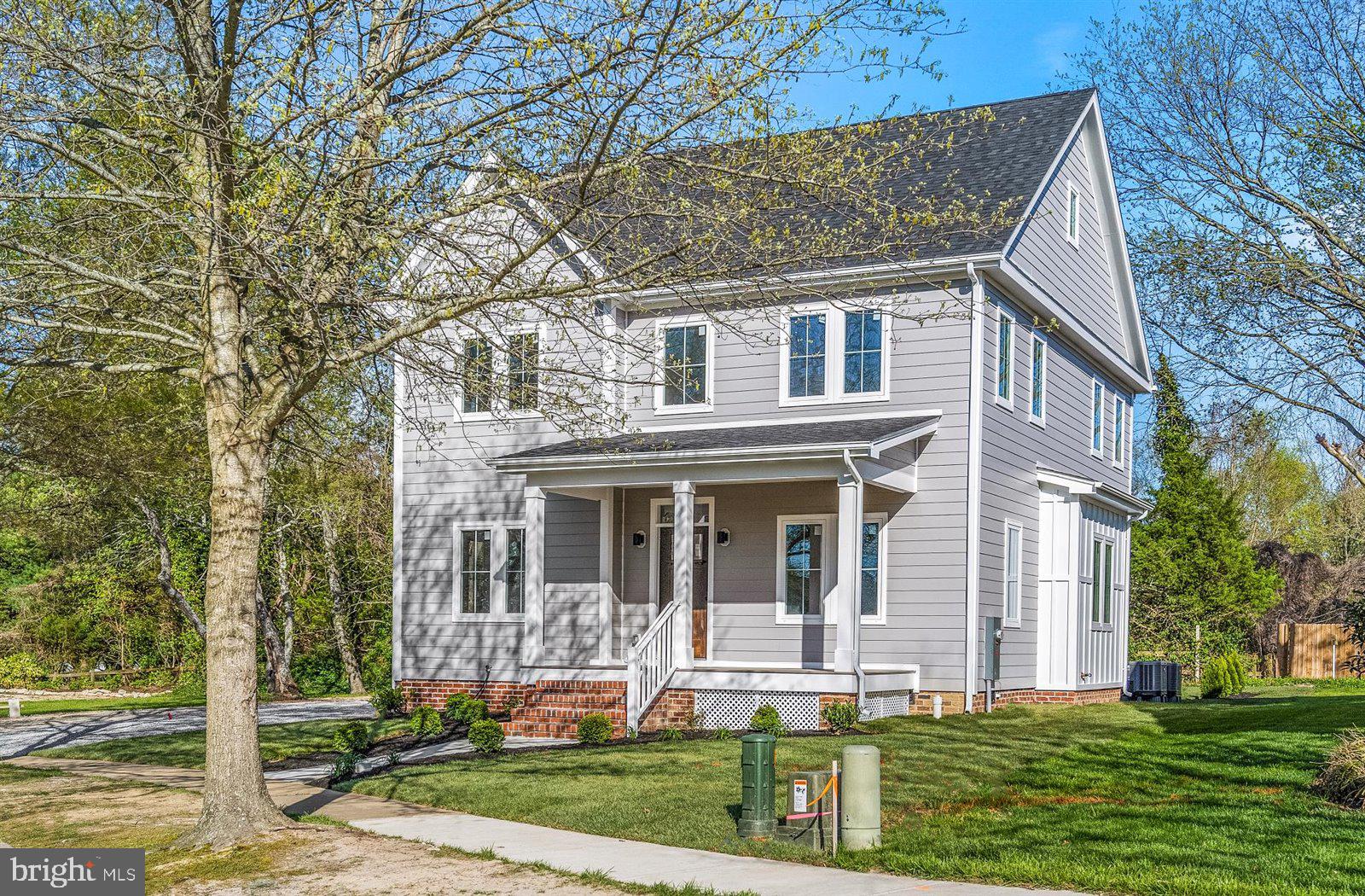 WALNUT HILL - Residential