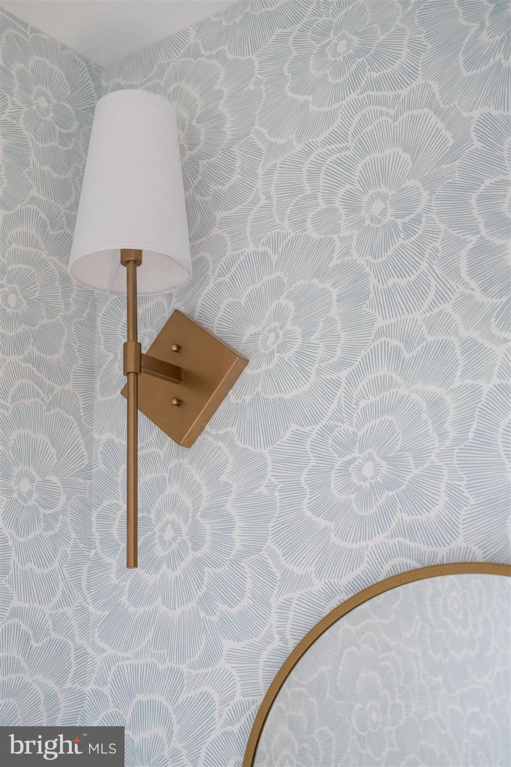 WALNUT HILL - Residential