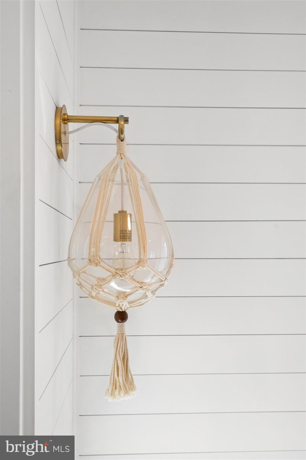 WALNUT HILL - Residential