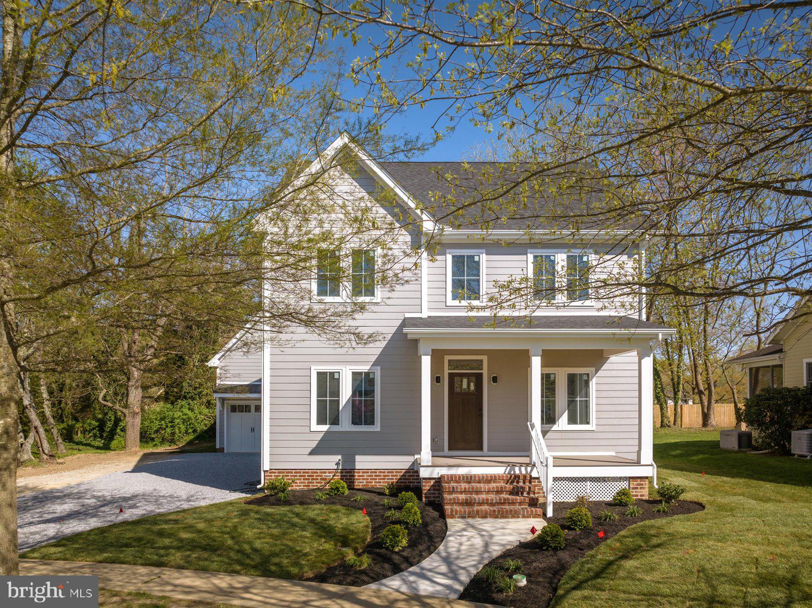 WALNUT HILL - Residential