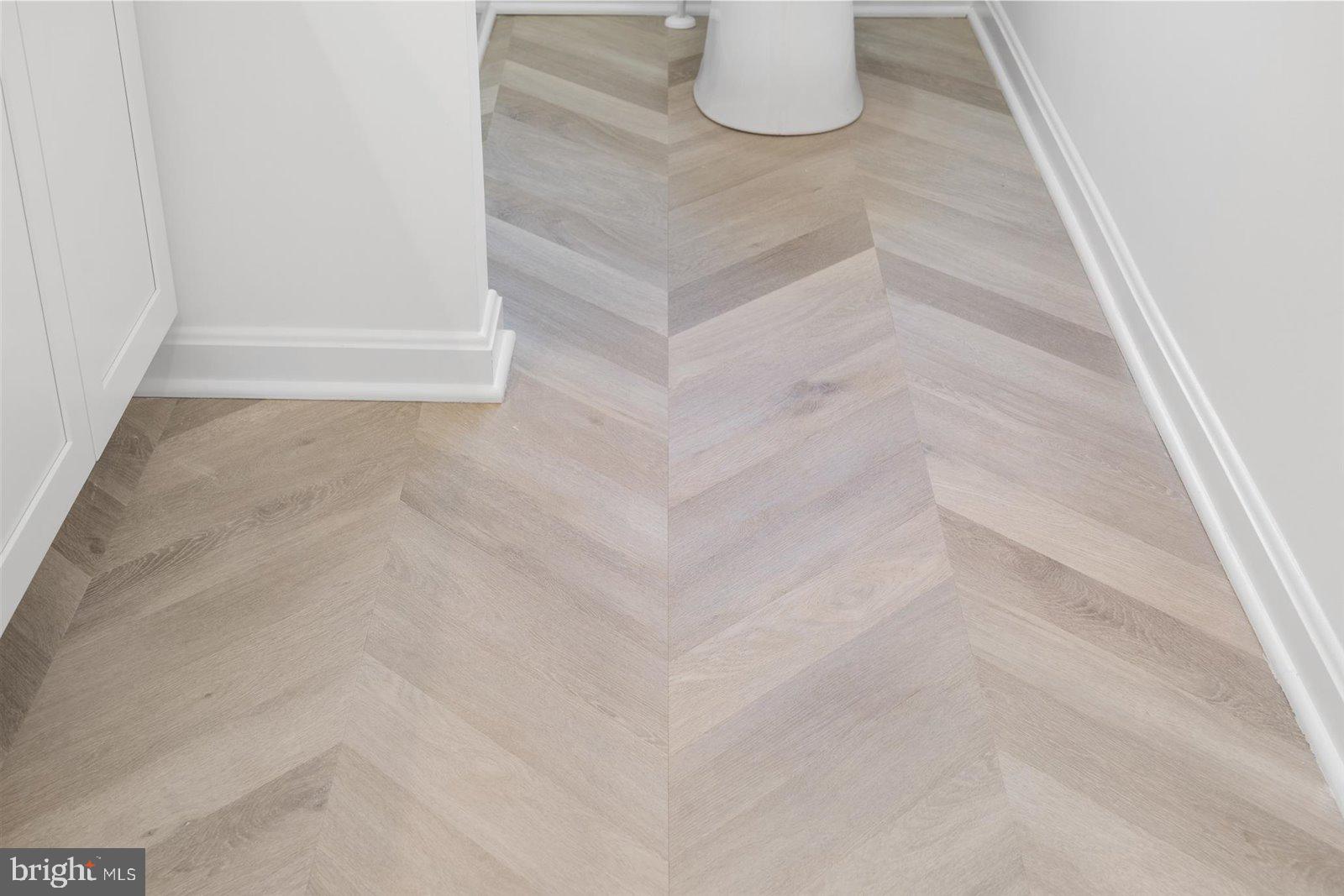 WALNUT HILL - Residential