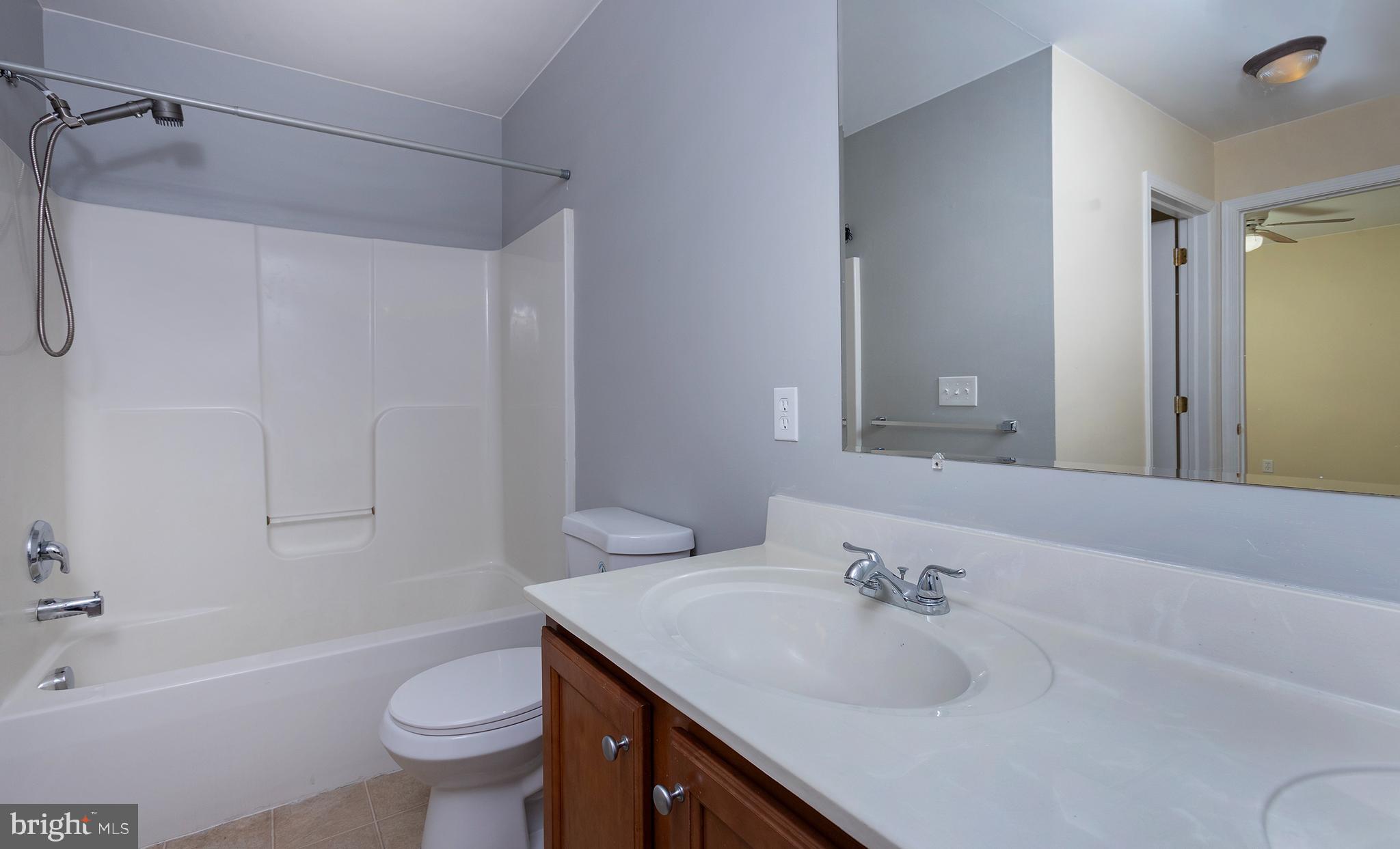 MIDDLETOWN - Residential