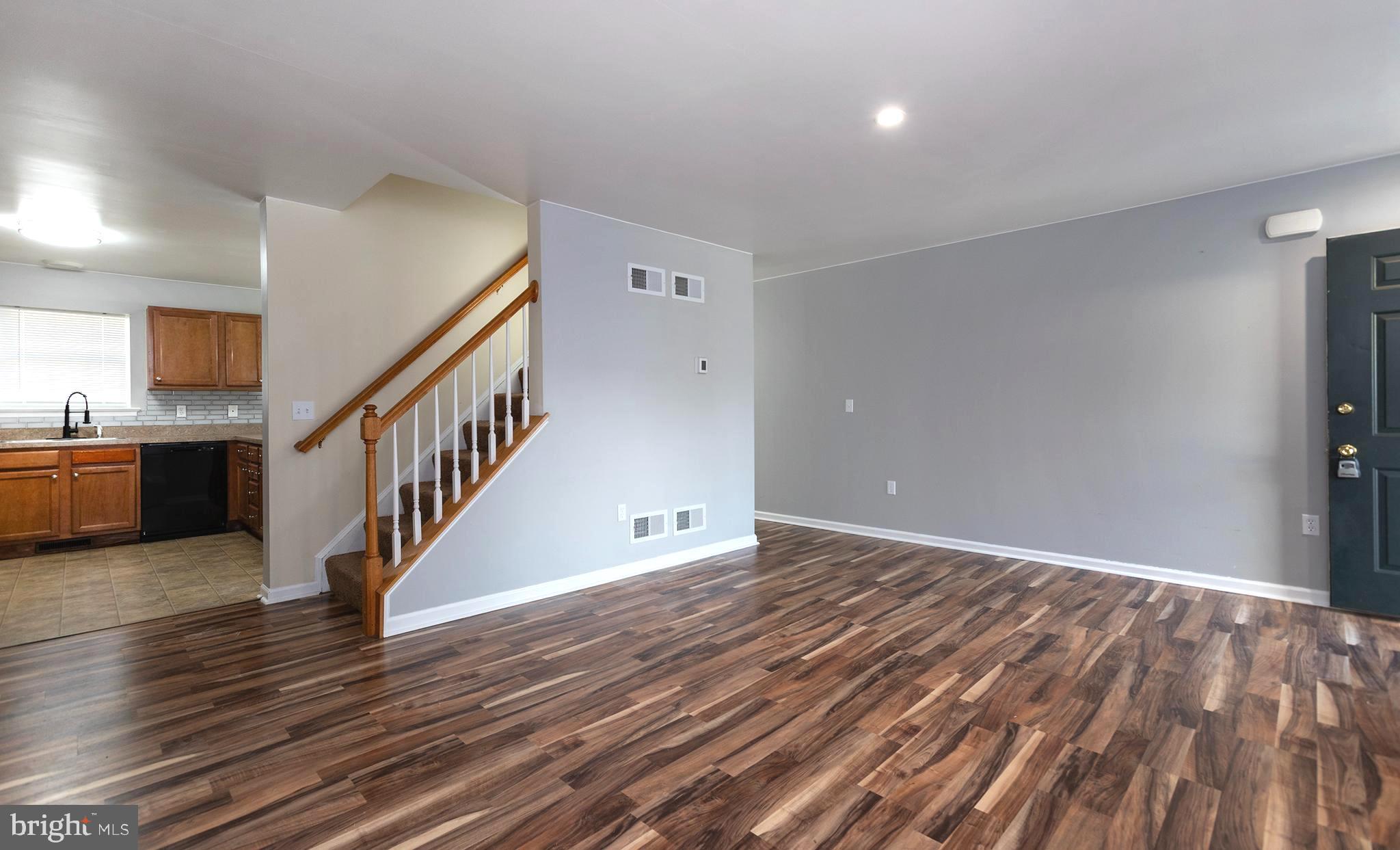 MIDDLETOWN - Residential