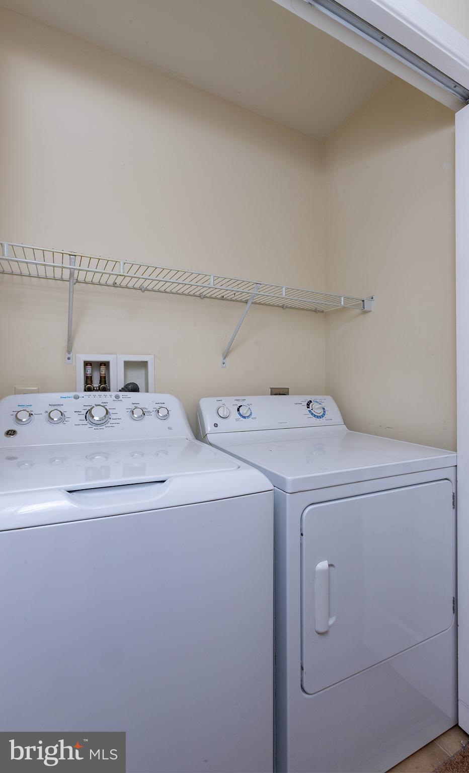 MIDDLETOWN - Residential