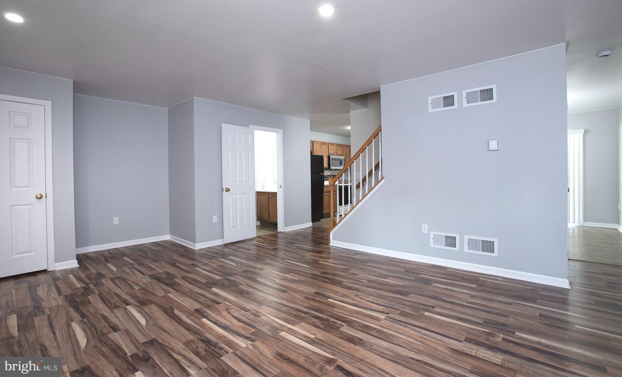 MIDDLETOWN - Residential