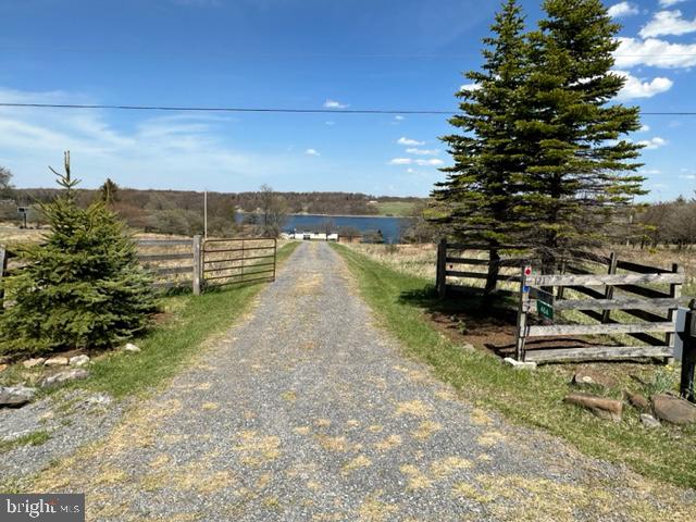MOUNTAIN MEADOWS - Residential