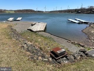 MOUNTAIN MEADOWS - Residential