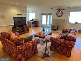 MOUNTAIN MEADOWS - Residential