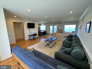 MOUNTAIN MEADOWS - Residential