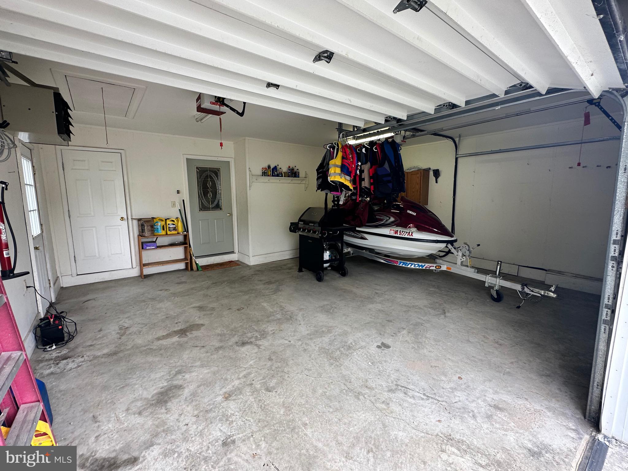 MOUNTAIN MEADOWS - Residential