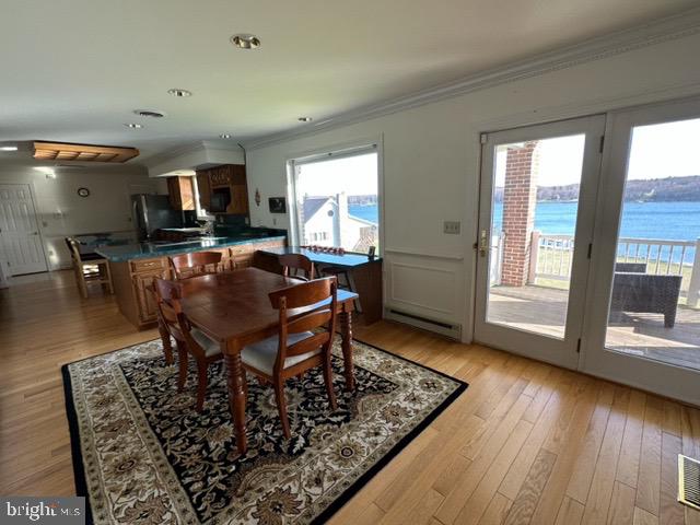 MOUNTAIN MEADOWS - Residential