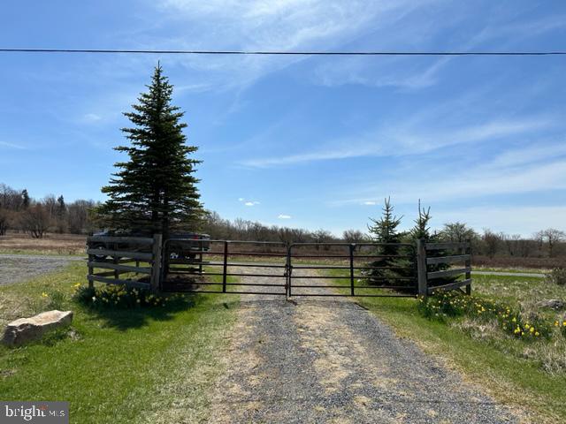 MOUNTAIN MEADOWS - Residential