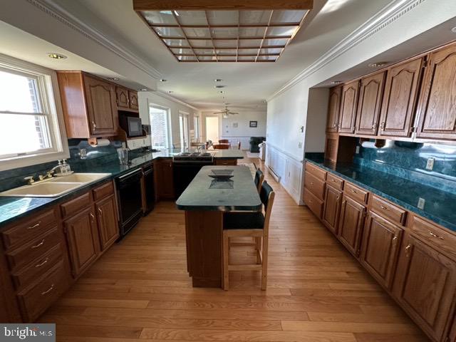 MOUNTAIN MEADOWS - Residential