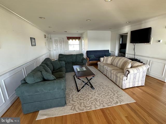 MOUNTAIN MEADOWS - Residential