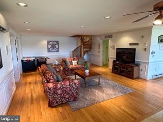 MOUNTAIN MEADOWS - Residential