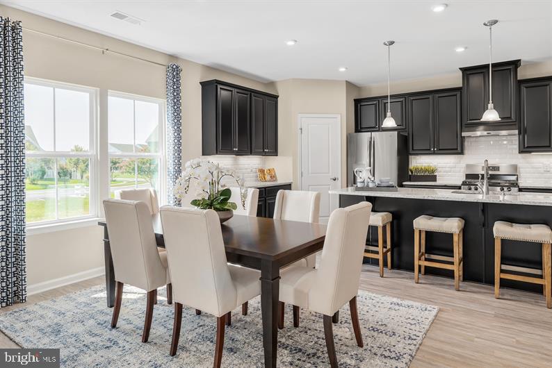 TWO RIVERS - Residential