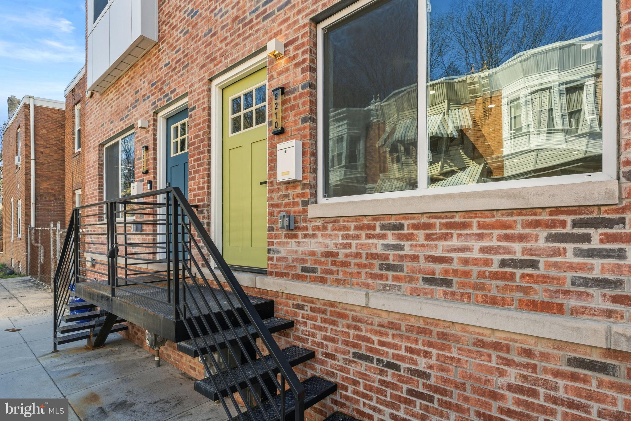 6210 CLEARVIEW STREET