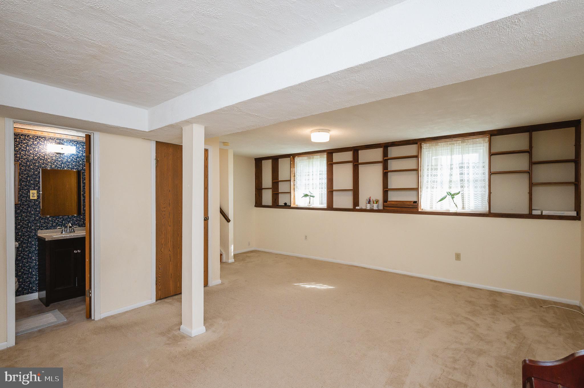 VILLAGE OF VANDERWAY - Residential