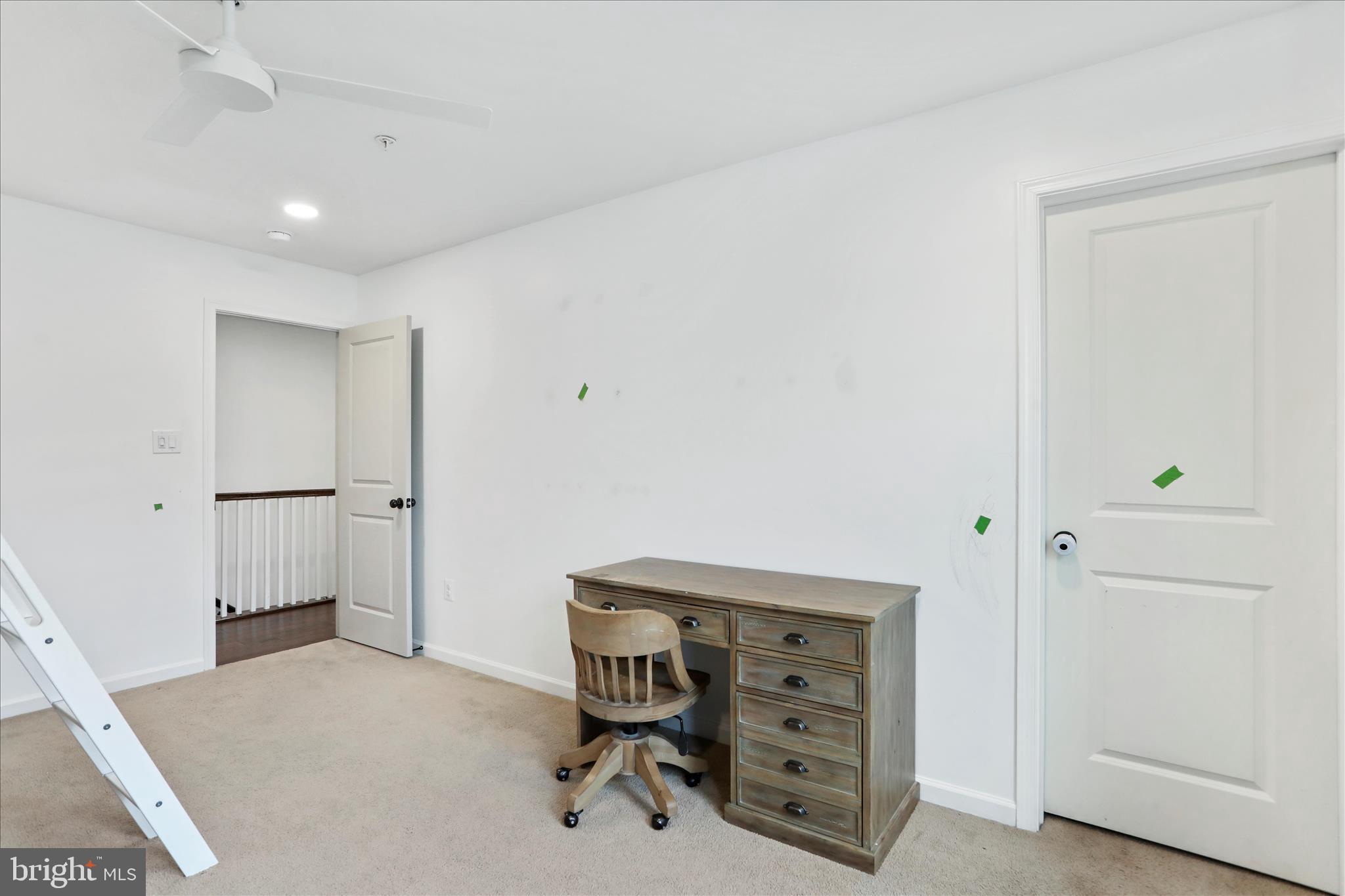 ROCKY SPRINGS RESERVE - Residential