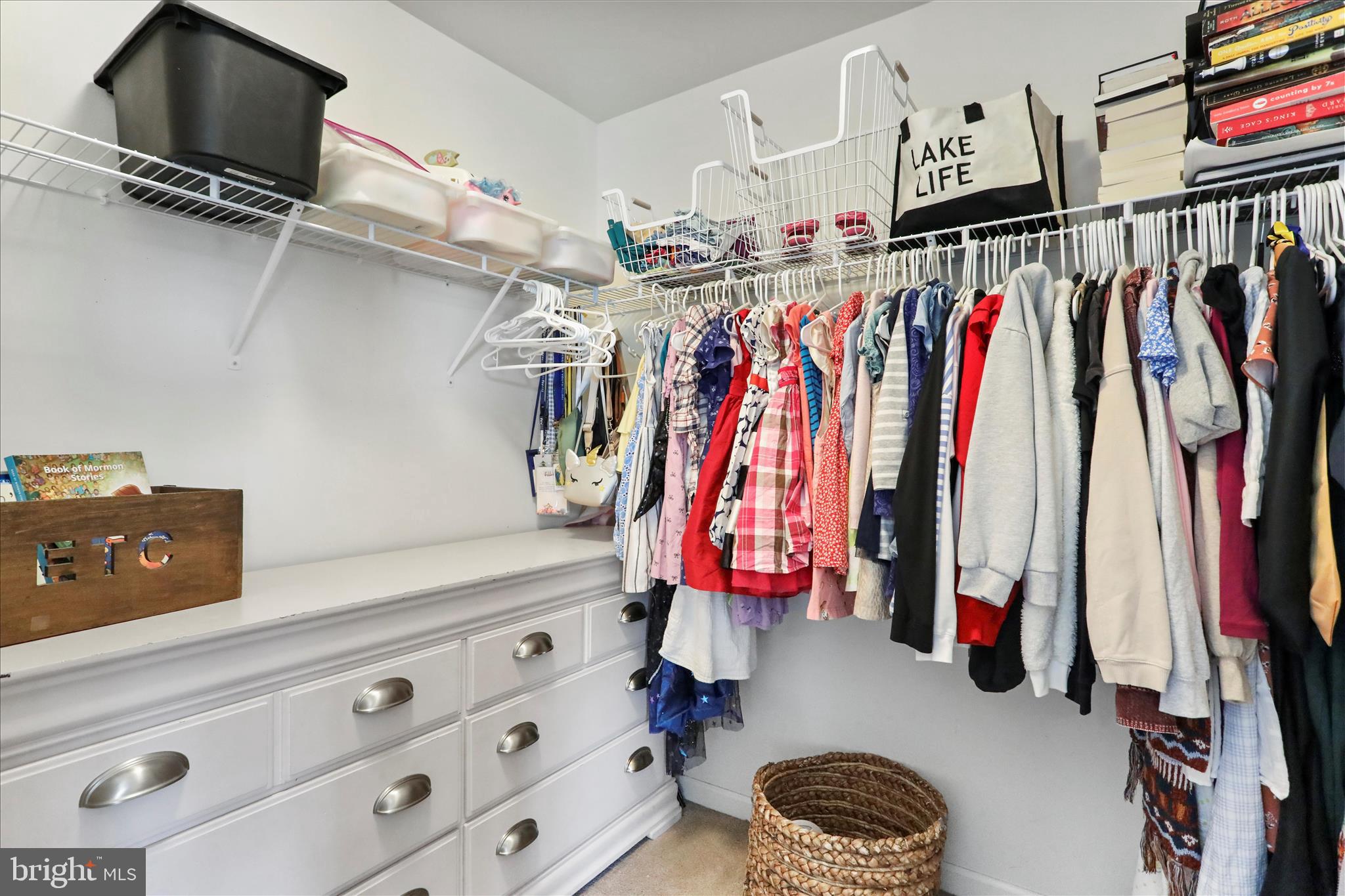 ROCKY SPRINGS RESERVE - Residential