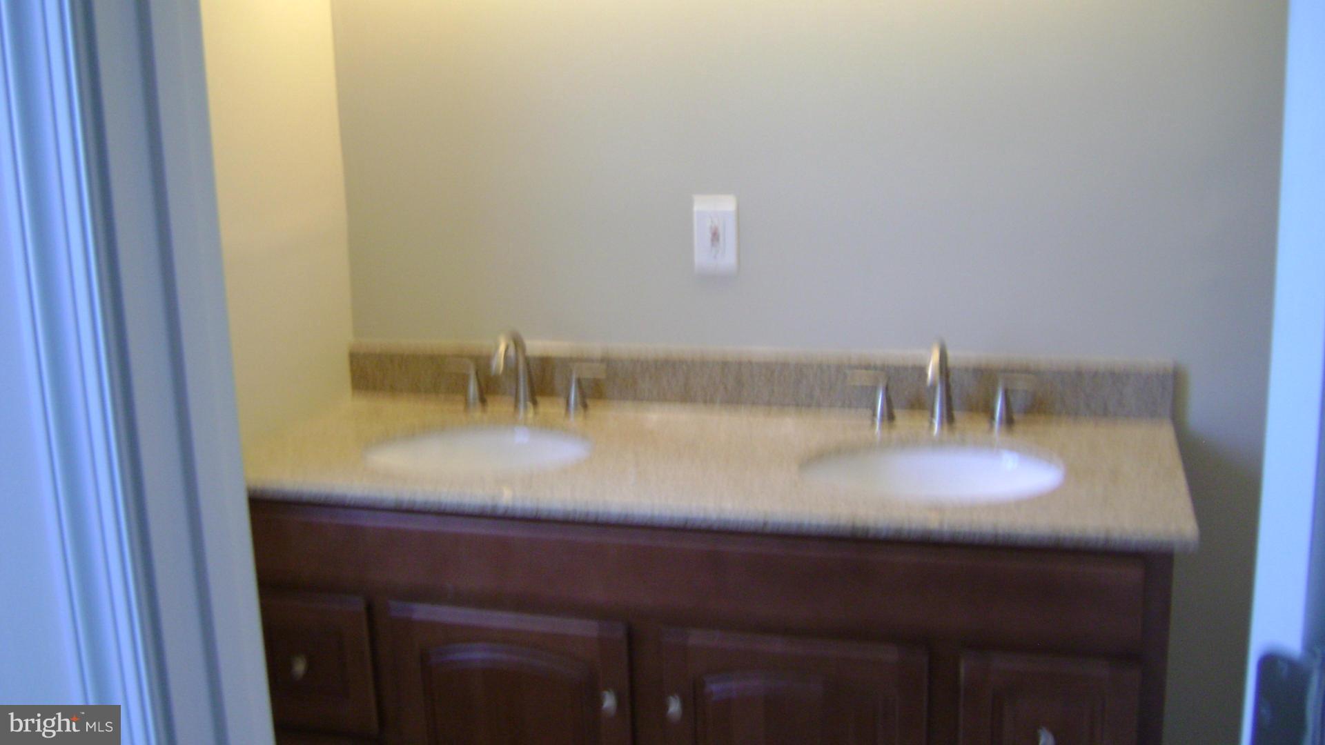 WILLOUGHBY WOODS - Residential