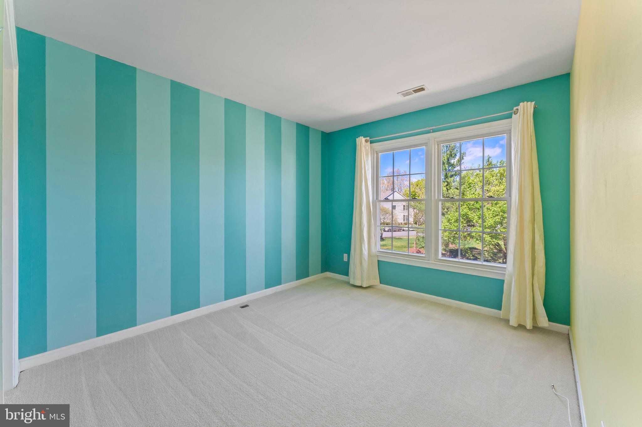 SULLY STATION - Residential Lease