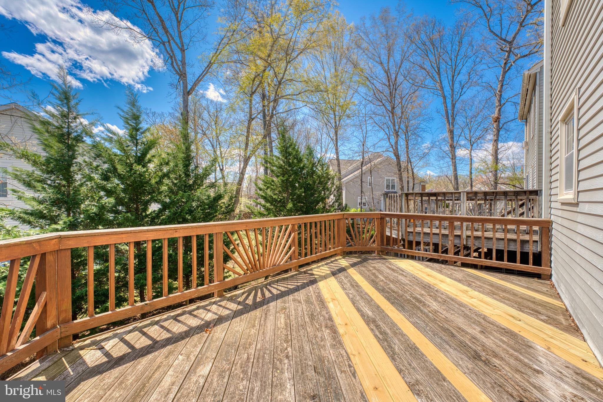 SULLY STATION - Residential Lease