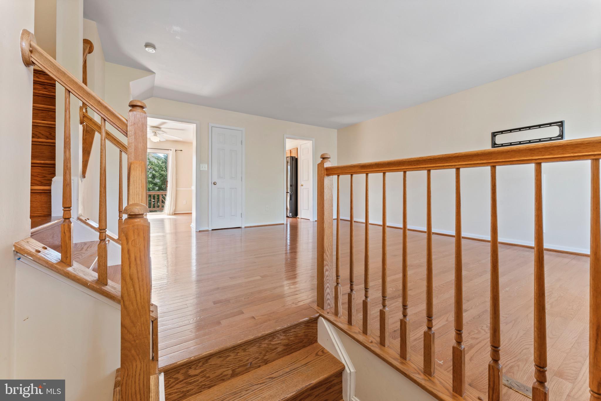 SULLY STATION - Residential Lease