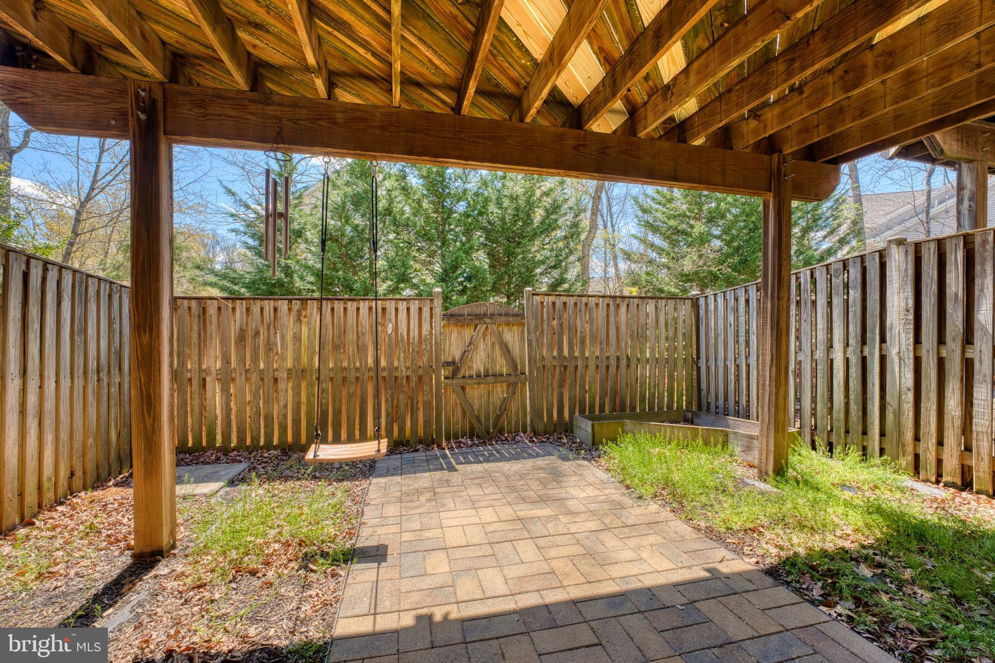 SULLY STATION - Residential Lease