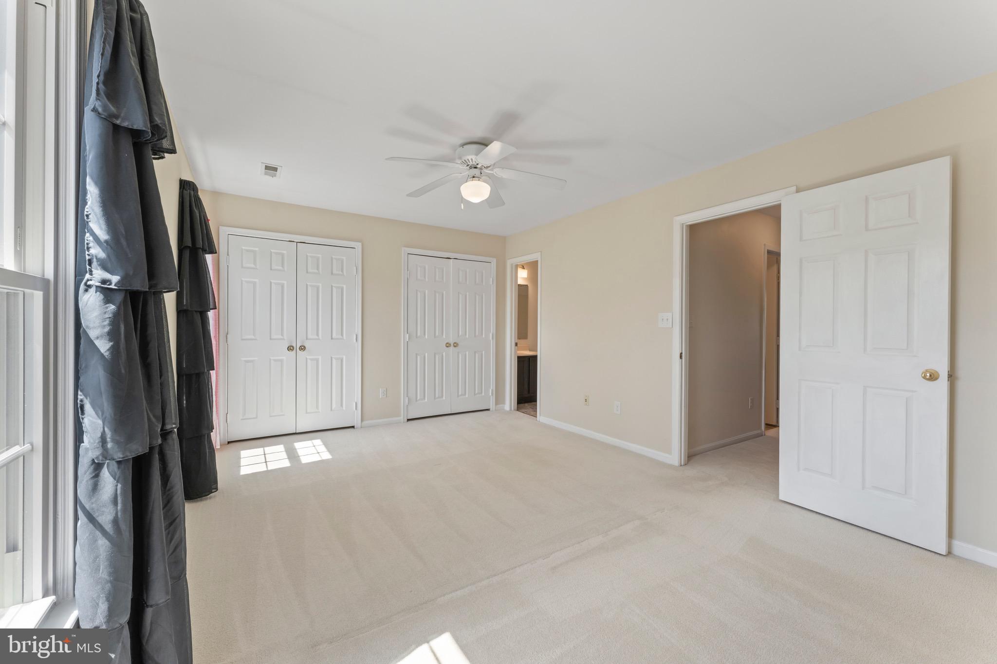 SULLY STATION - Residential Lease