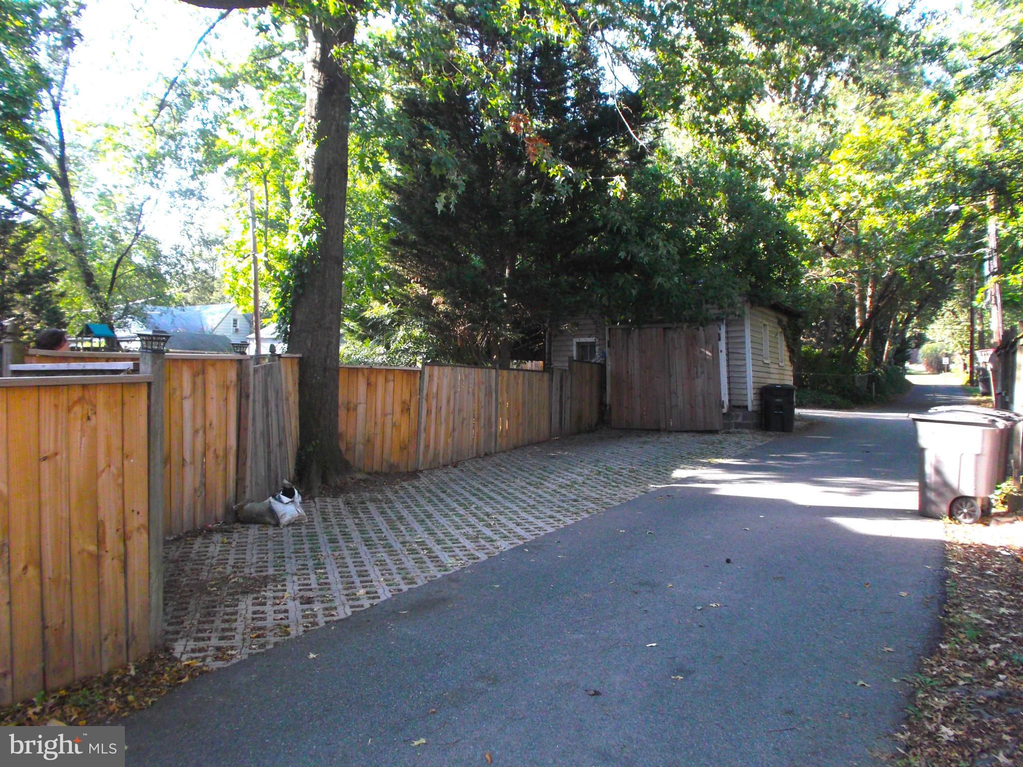 WINES & JOHNSONS 1ST ADD - Residential