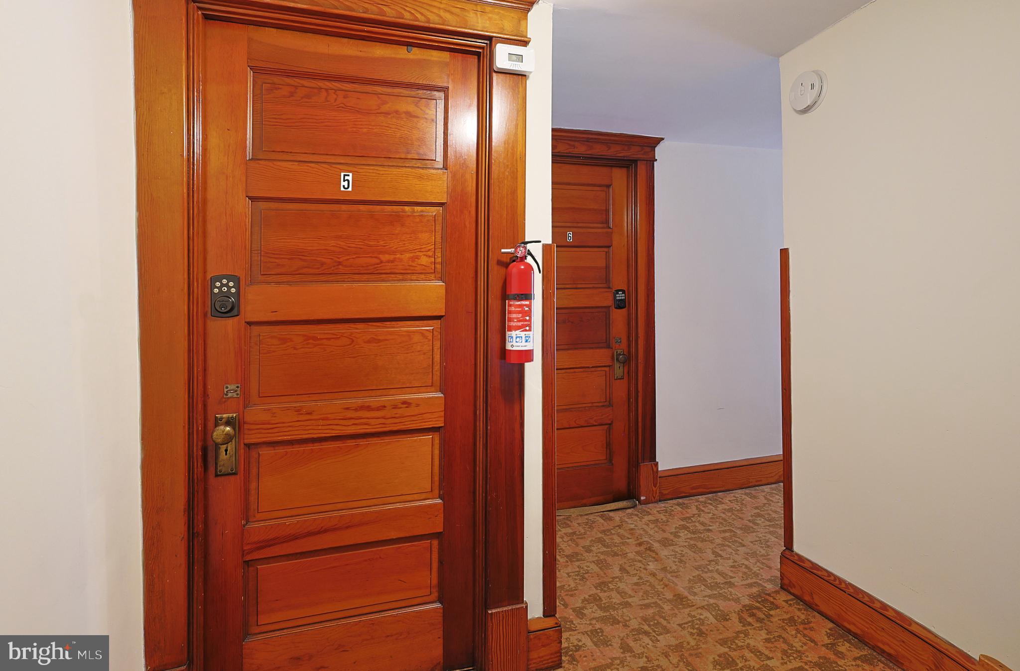 WEST SIDE - Residential