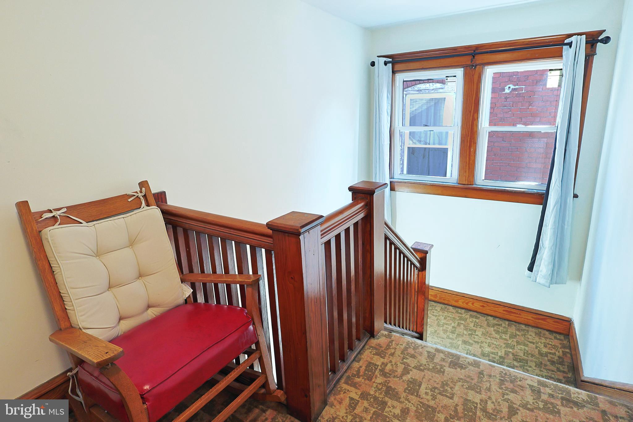 WEST SIDE - Residential