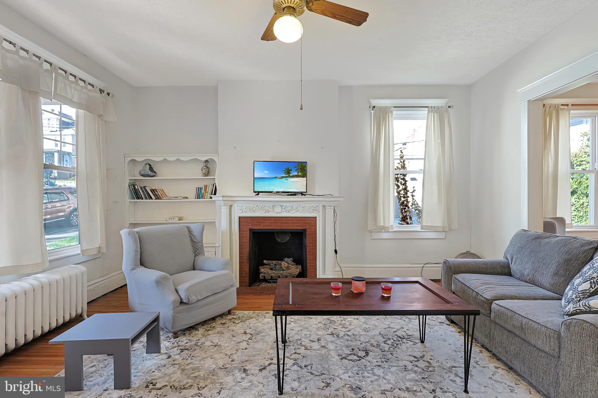 WEST SIDE - Residential