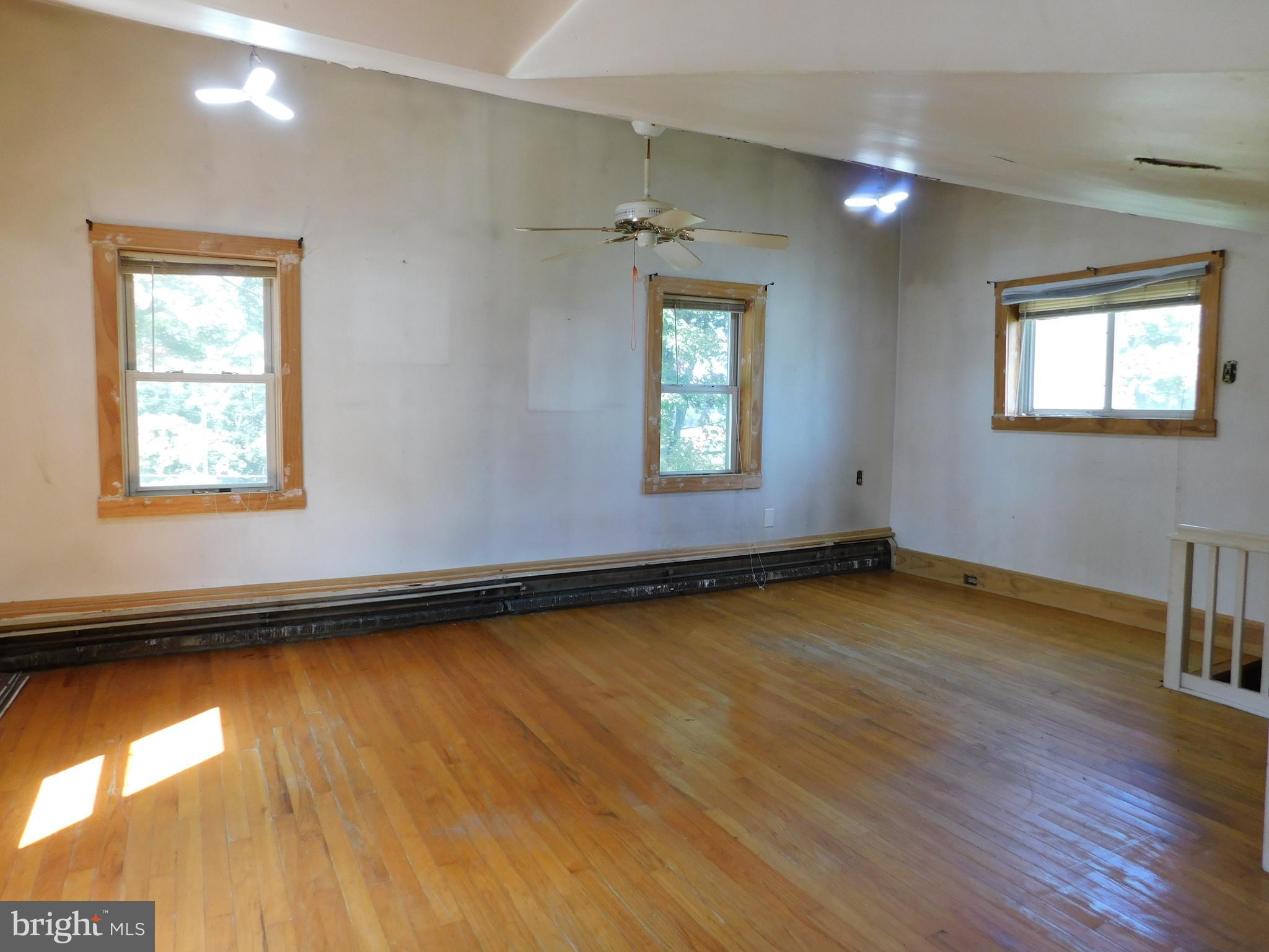 FOREST HILL - Residential