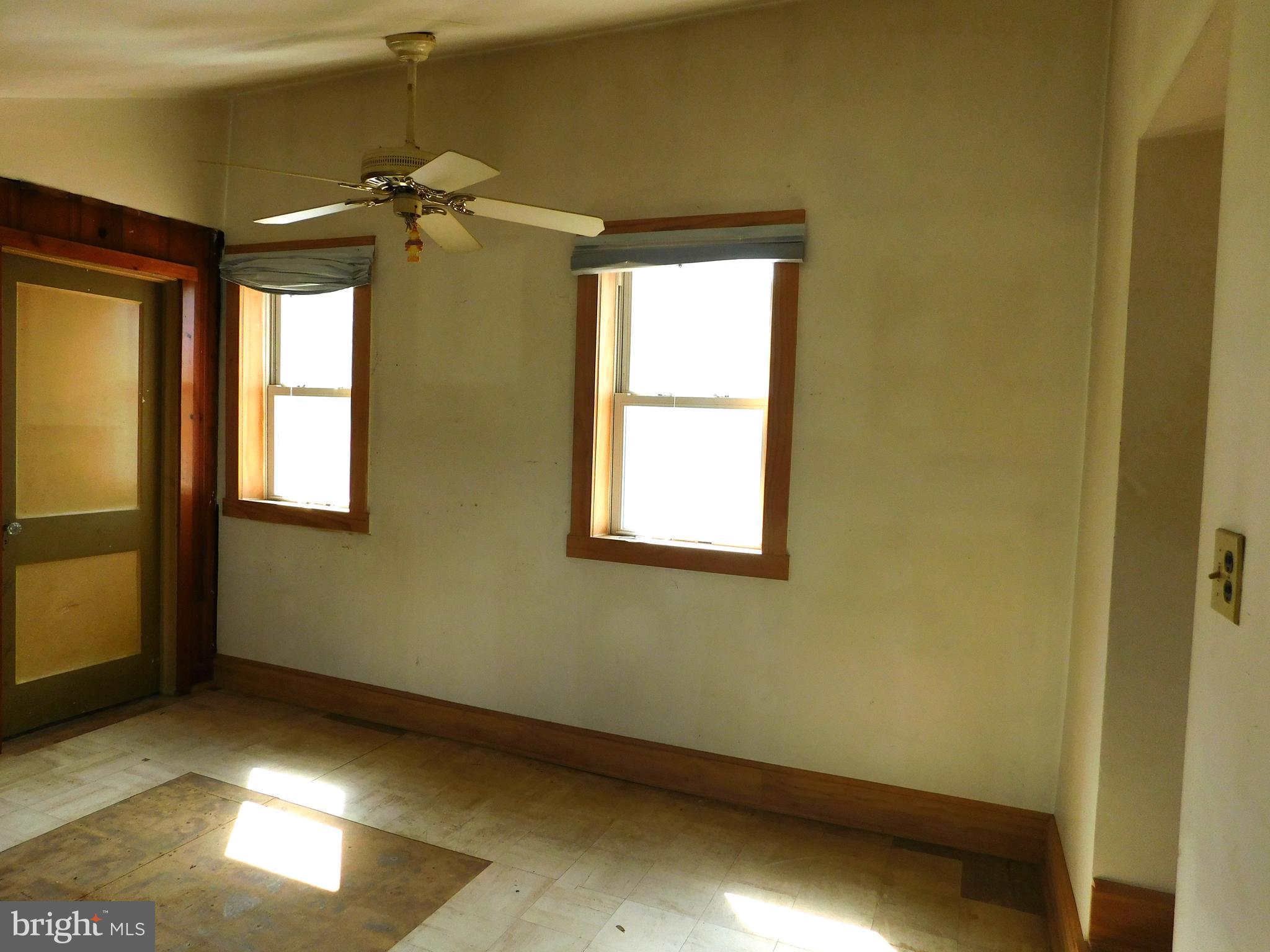 FOREST HILL - Residential