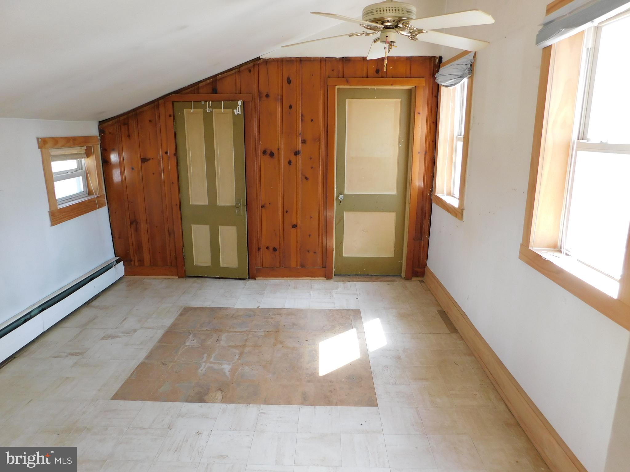 FOREST HILL - Residential